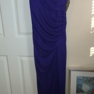 One shoulder elegant blue gown